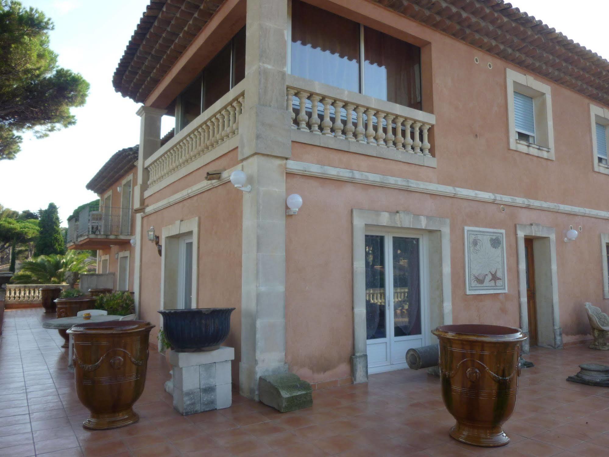 Hotel Martinengo Sainte-Maxime Zewnętrze zdjęcie