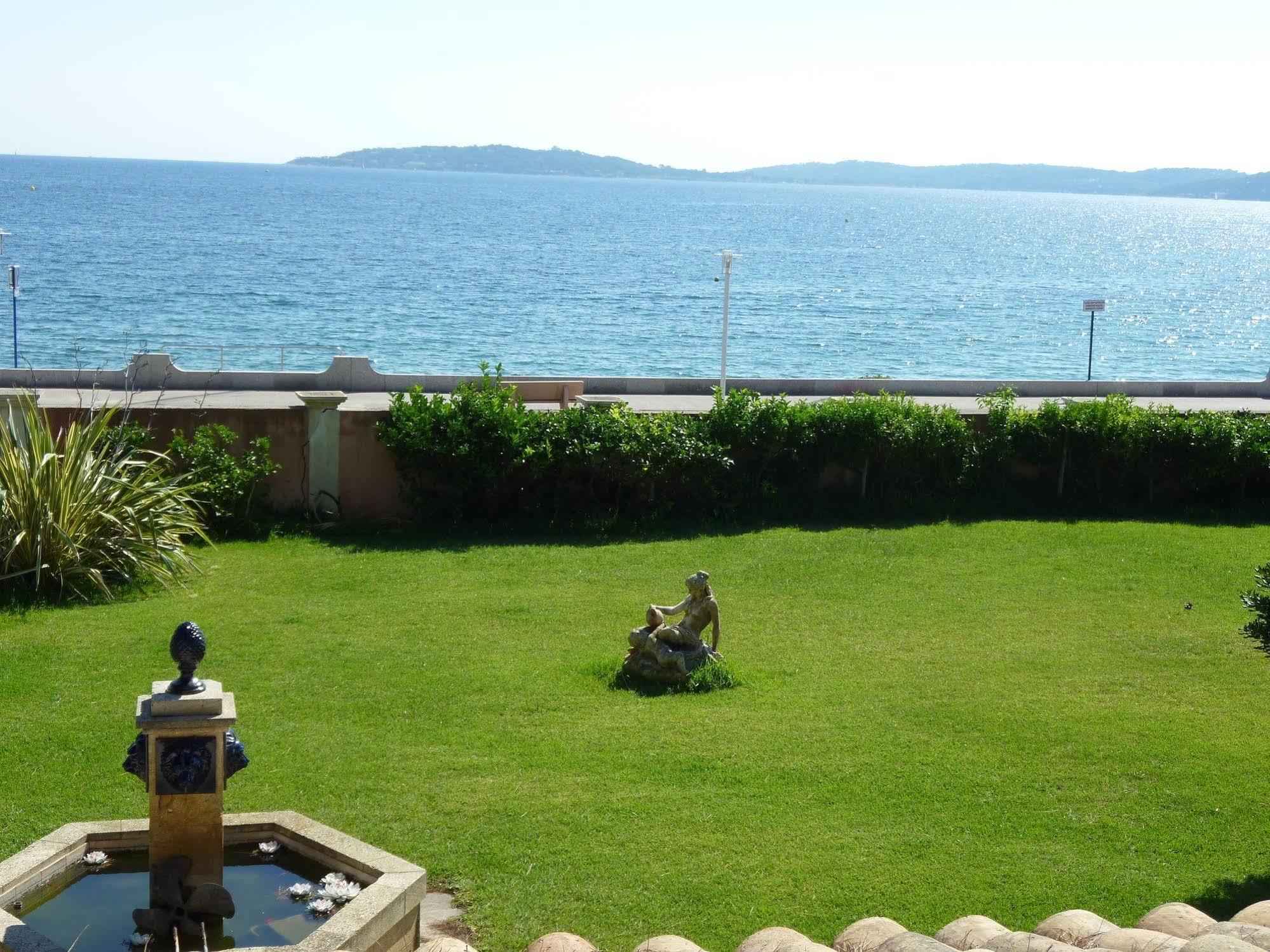 Hotel Martinengo Sainte-Maxime Zewnętrze zdjęcie