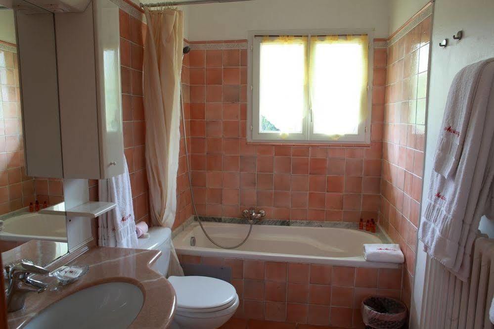 Hotel Martinengo Sainte-Maxime Zewnętrze zdjęcie