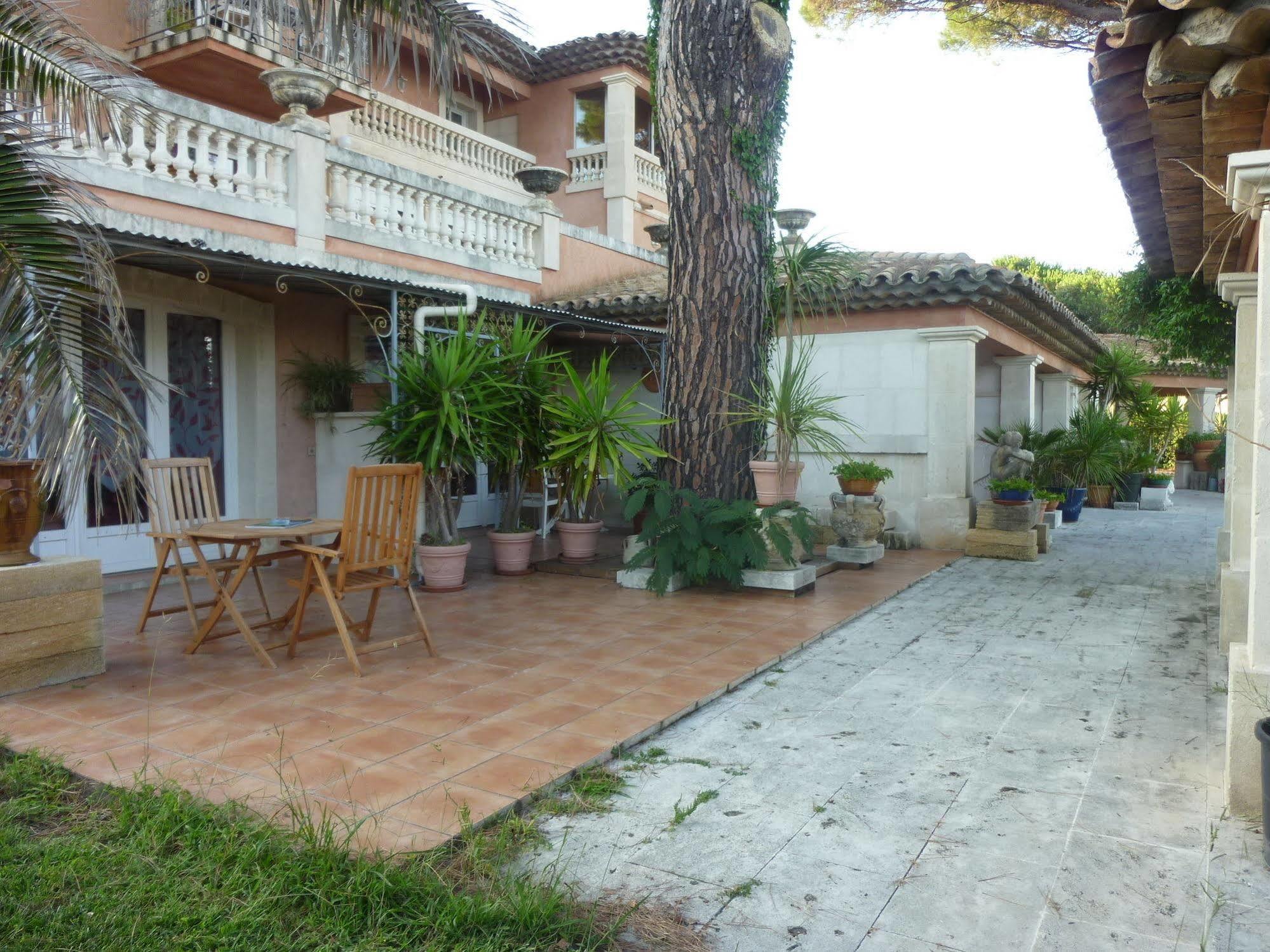 Hotel Martinengo Sainte-Maxime Zewnętrze zdjęcie