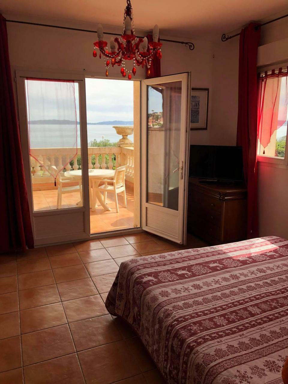 Hotel Martinengo Sainte-Maxime Zewnętrze zdjęcie