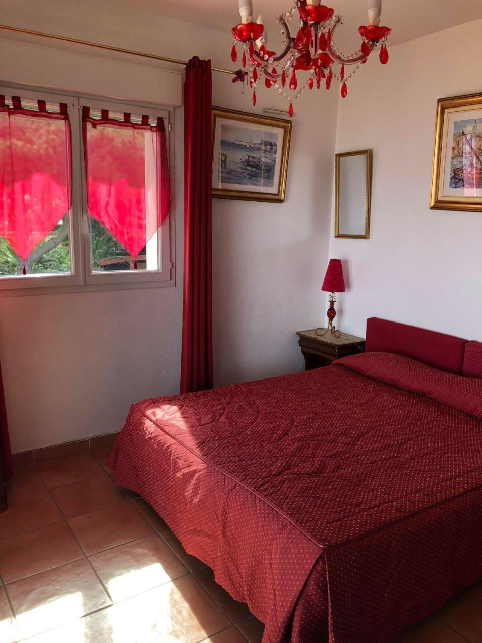 Hotel Martinengo Sainte-Maxime Zewnętrze zdjęcie