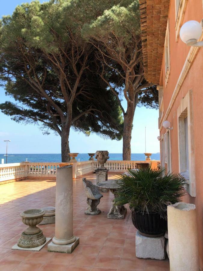 Hotel Martinengo Sainte-Maxime Zewnętrze zdjęcie